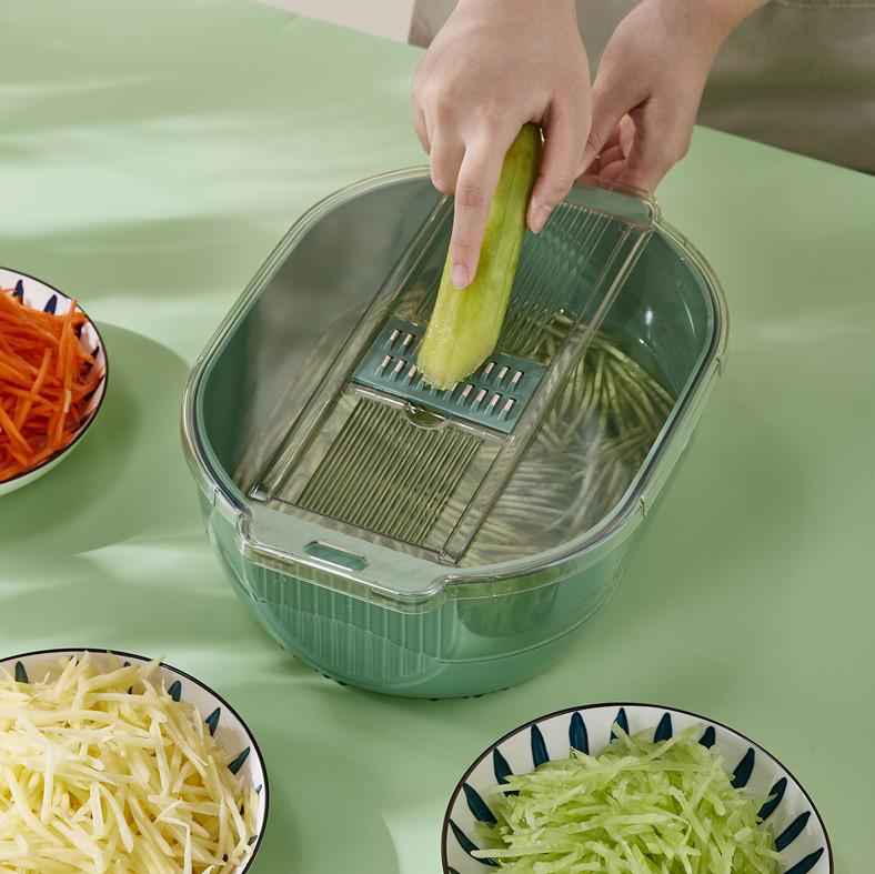 Vegetable Wash Basket with Grater Lid